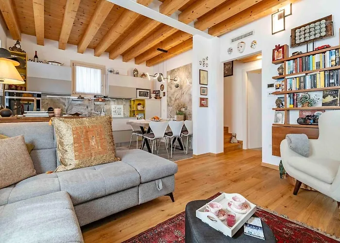 Stylish House Near Venice With Parking